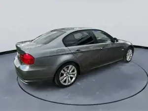 BMW 3er E90 | 125 kW | 2009 | Austauschmotor | AHK | 8-fach bereift Bild 4