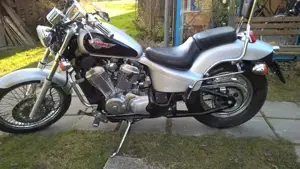 Honda VT 600 Bj. 1994 27400km um EUR 1700.- Bild 5