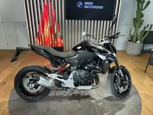 BMW F 900 R  Bild 2