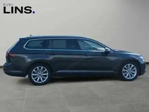 Volkswagen Passat Bild 6