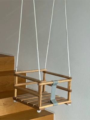 Babyschaukel Bild 2