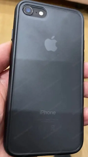 Iphon 8 mit Panzerglas und Schutzhülle schwarz Topzustand Bild 2