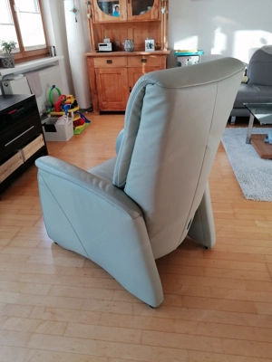 Lederfernsehsessel mit Rollen, elektr. verstellbar Bild 5