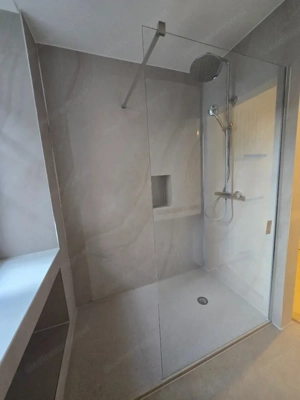 Zwei Zimmer in 3er-WG | 21,7 24,4 m  | renovierter Altbau, Erstbezug | Feldkirch Zentrum Bild 7