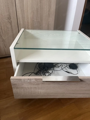 Schlafzimmer: Kommode mit Nachttischkästchen Bild 2