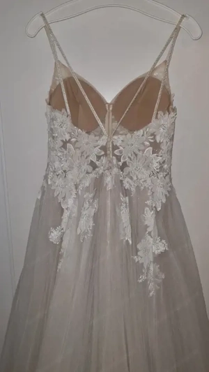 Brautkleid von Enzoani  Bild 3