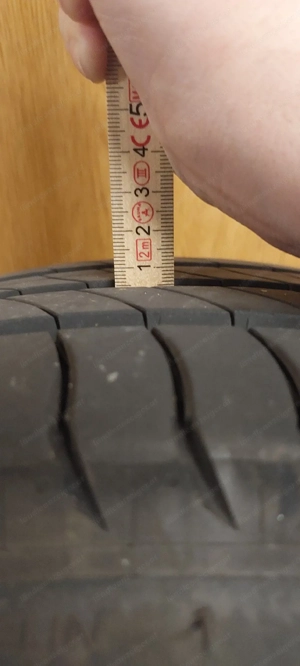 Reifen mit Alufelge Bild 4