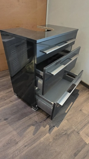 Bad Unterschrank hochwertig Bild 2