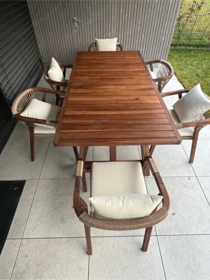 Gartengarnitur  Gartenmöbel Tisch mit Stühlen