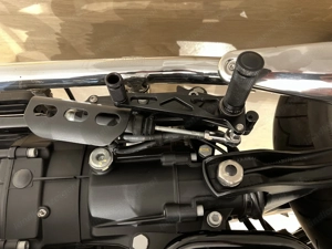 Moto Guzzi V7 Stone Rot   Mattschwarz Bild 6