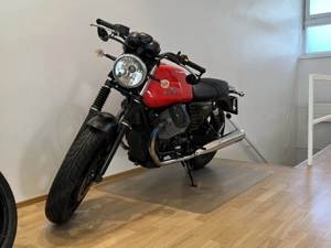 Moto Guzzi V7 Stone Rot   Mattschwarz Bild 8