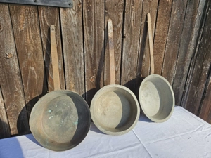 Vintage Holzherdpfannen 
