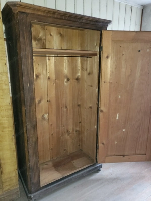 Schrank alt, Massivholz nur 25, - VB Bild 2
