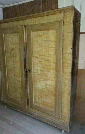Schrank alt Massivholz 25, - VB Bild 4