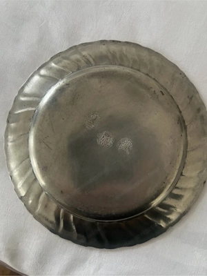 verschiedene originale Zinnteller Bild 3