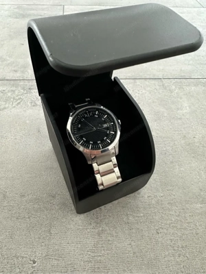 Armani Uhr abzugeben Bild 4