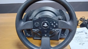 Thrustmaster T300 RS Lenkrad mit Pedalset Bild 2