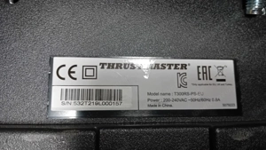 Thrustmaster T300 RS Lenkrad mit Pedalset Bild 4