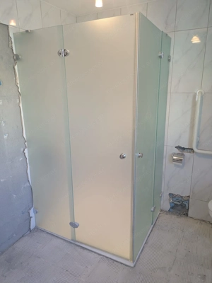 Duschkabine rollstuhlgerecht 118x98 cm Bild 4