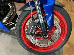 BMW F 900 XR  Bild 3