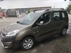 Peugeot Partner Tepee Bild 6