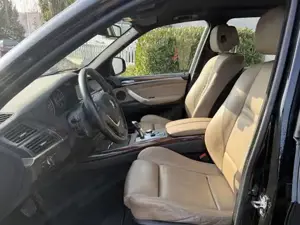 Bmw X5 3,0sd Österreich-Paket Aut. Bild 3