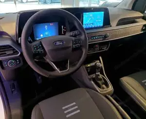 Ford Tourneo Courier Bild 13