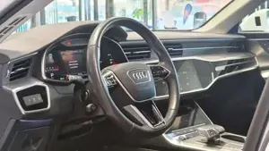 Audi A6 Bild 12