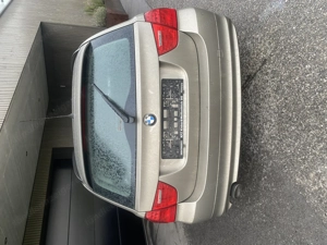 BMW 3er 320d xDrive Kombi Bild 7