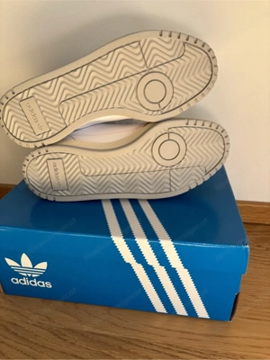 Adidas Sneaker NEU Bild 3
