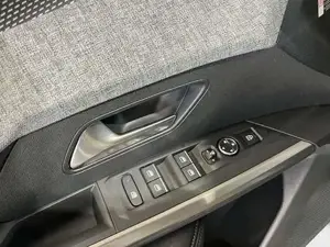 Peugeot 5008 Bild 12