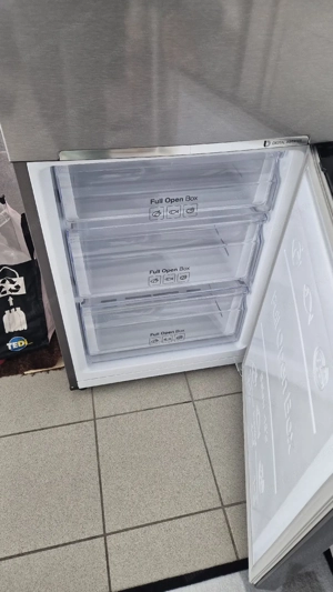Samsung kühlgefrierschrank  (Verkauf an Bastler) Bild 3