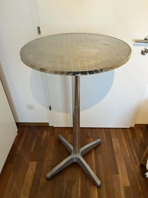 Höhenverstellbarer Stehtisch