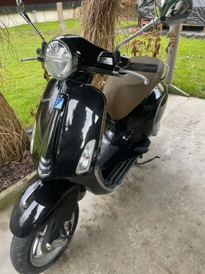 Vespa Piaggio, Primavera 50 4 Takt Bild 2