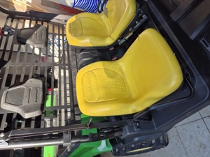 John Deer Gator Bild 3