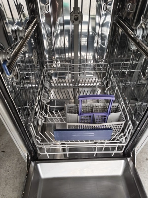 Beko Einbau-Geschirrspüler 45 cm Bild 2