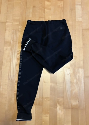 Schwarze Damen Hose von Elias Rumelis Bild 2