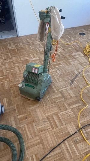 Scheife ihre in die Jahre gekommenen Böden , sauber schnell und zuverlässig.  Bild 4