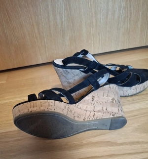 Sandalen mit Korkabsatz Bild 3