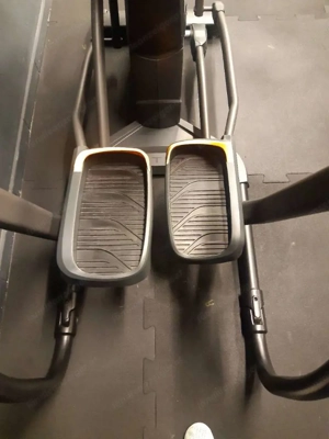 Matrix Crosstrainer Bild 5
