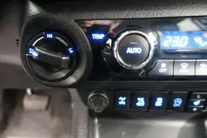 Toyota Hilux Bild 14