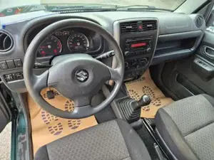 Suzuki Jimny Bild 19