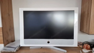 Loewe Fernseher, weiß drehbar, zu verkaufen !!!