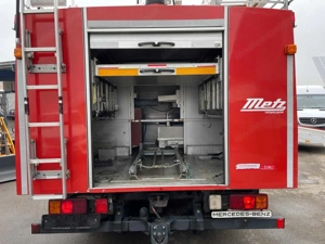 Mercedes-Benz 814 F mit Feuerwehraufbau (LF8) Bild 8