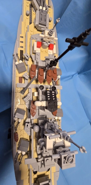 Schlachtschiff Bismarck aus Bausteine Bild 3