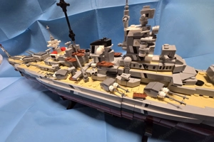 Schlachtschiff Bismarck aus Bausteine Bild 2