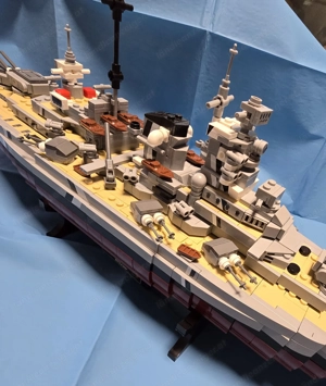 Schlachtschiff Bismarck aus Bausteine Bild 5