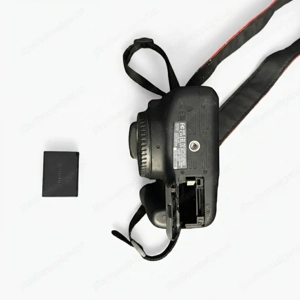 Canon eos 2000D + EF-S 18-55mm Objektiv und Zubehör Bild 5