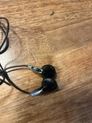 kanelgebundene Kopfhörer Sony schwarz  Bild 5