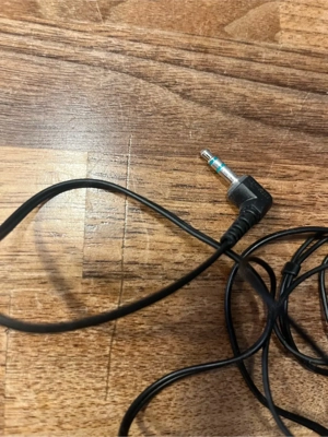 kanelgebundene Kopfhörer Sony schwarz  Bild 3